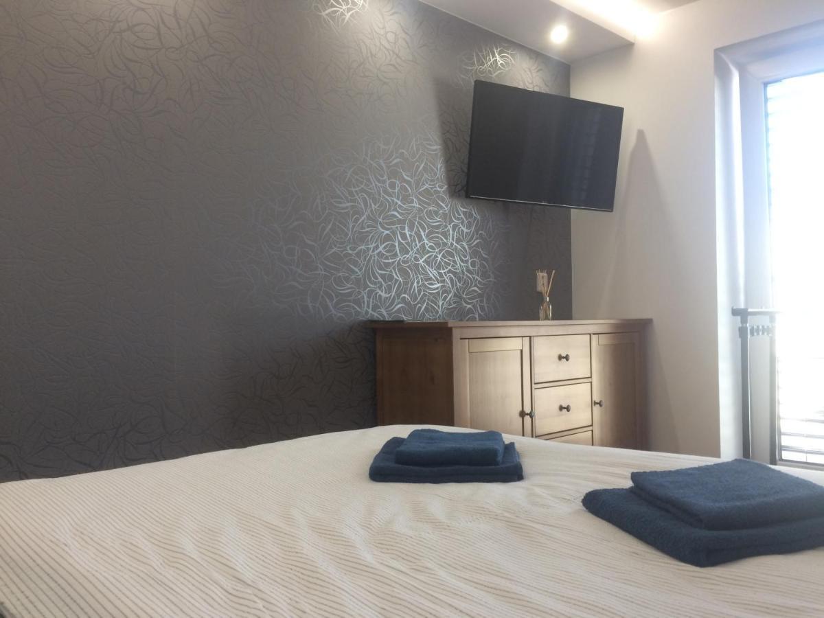 Anico Apartmany Dolni Benesov Exterior foto